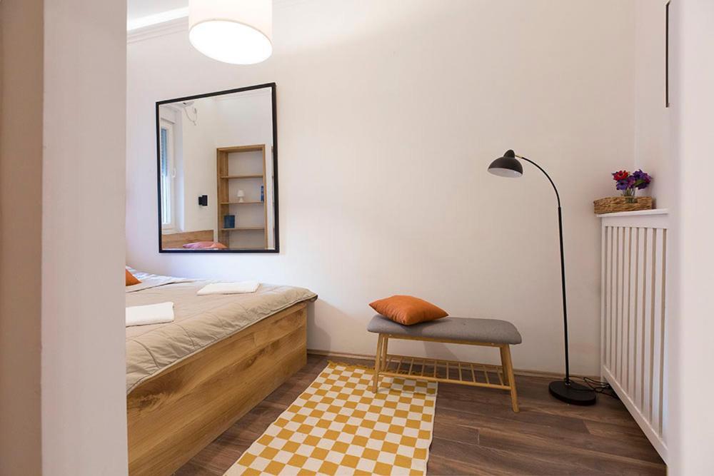 High Note Apartment *